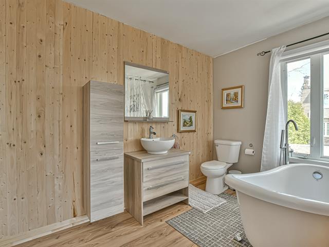 Salle de bains attenante à la CCP