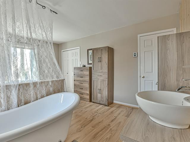 Salle de bains attenante à la CCP