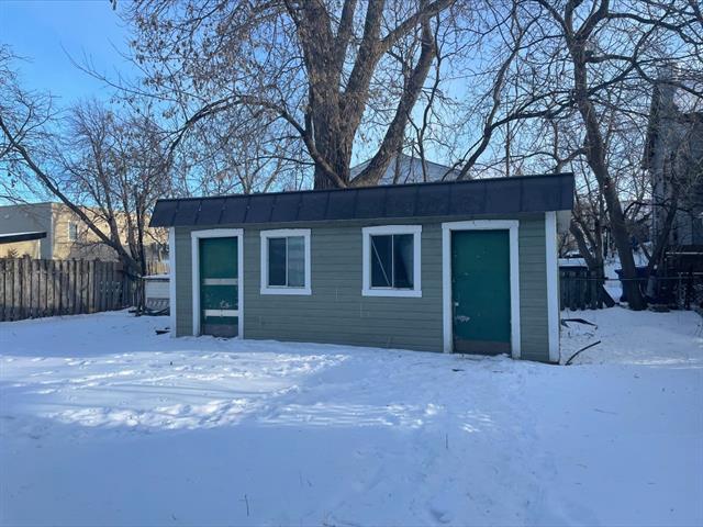 Shed