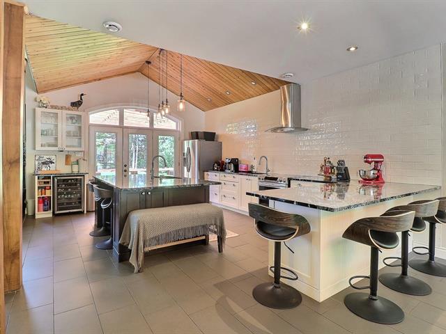 Two or more storey for sale, Wentworth