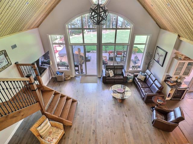 Two or more storey for sale, Wentworth