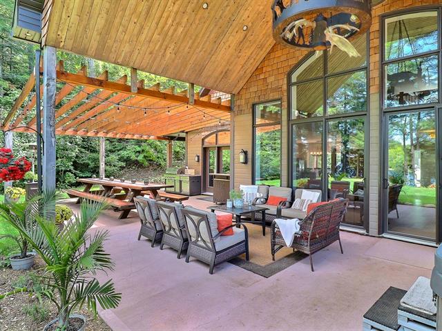 Two or more storey for sale, Wentworth