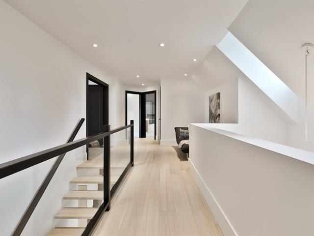PASAGEWAY