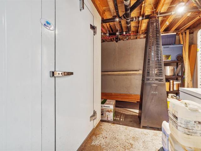 Cave/ chambre froide